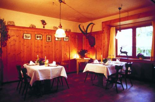 Gasthaus Alte Post Zillis ภายนอก รูปภาพ
